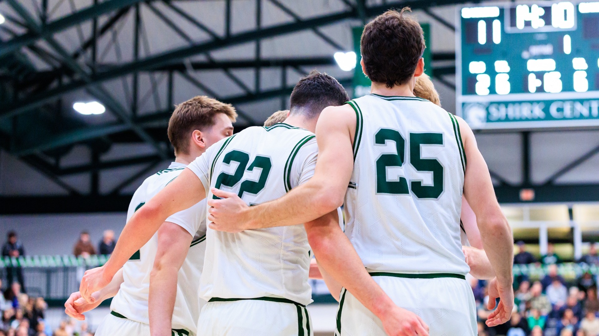 BLOOMINGTON, IL - NCAA Basketball - #16 Illinois Wesleyan vs. Elmhurst at Shirk Center on February 07, 2026. No. 16 Illinois Wesleyan improved to 18-4 with a 91-69 win over Elmhurst. (Photo by Jimmy Naprstek/Kodiak Creative)