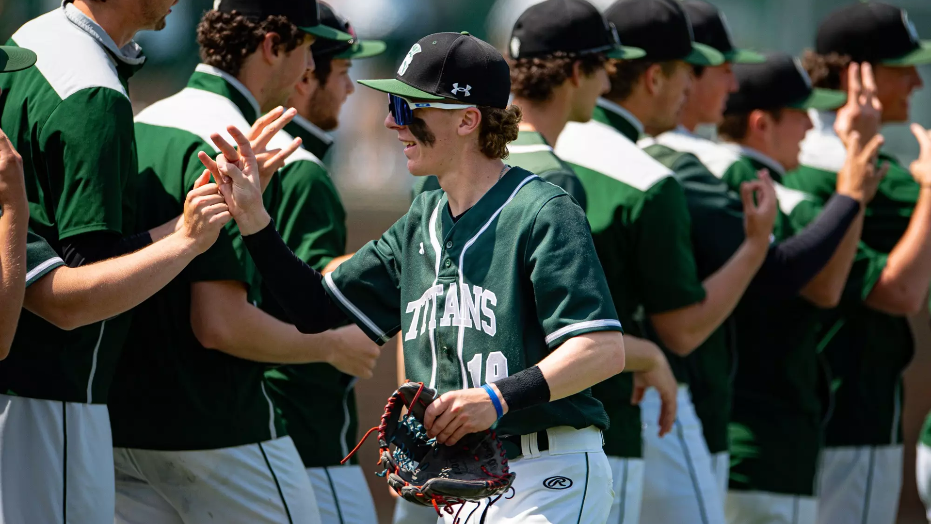 Matt Hudik high five