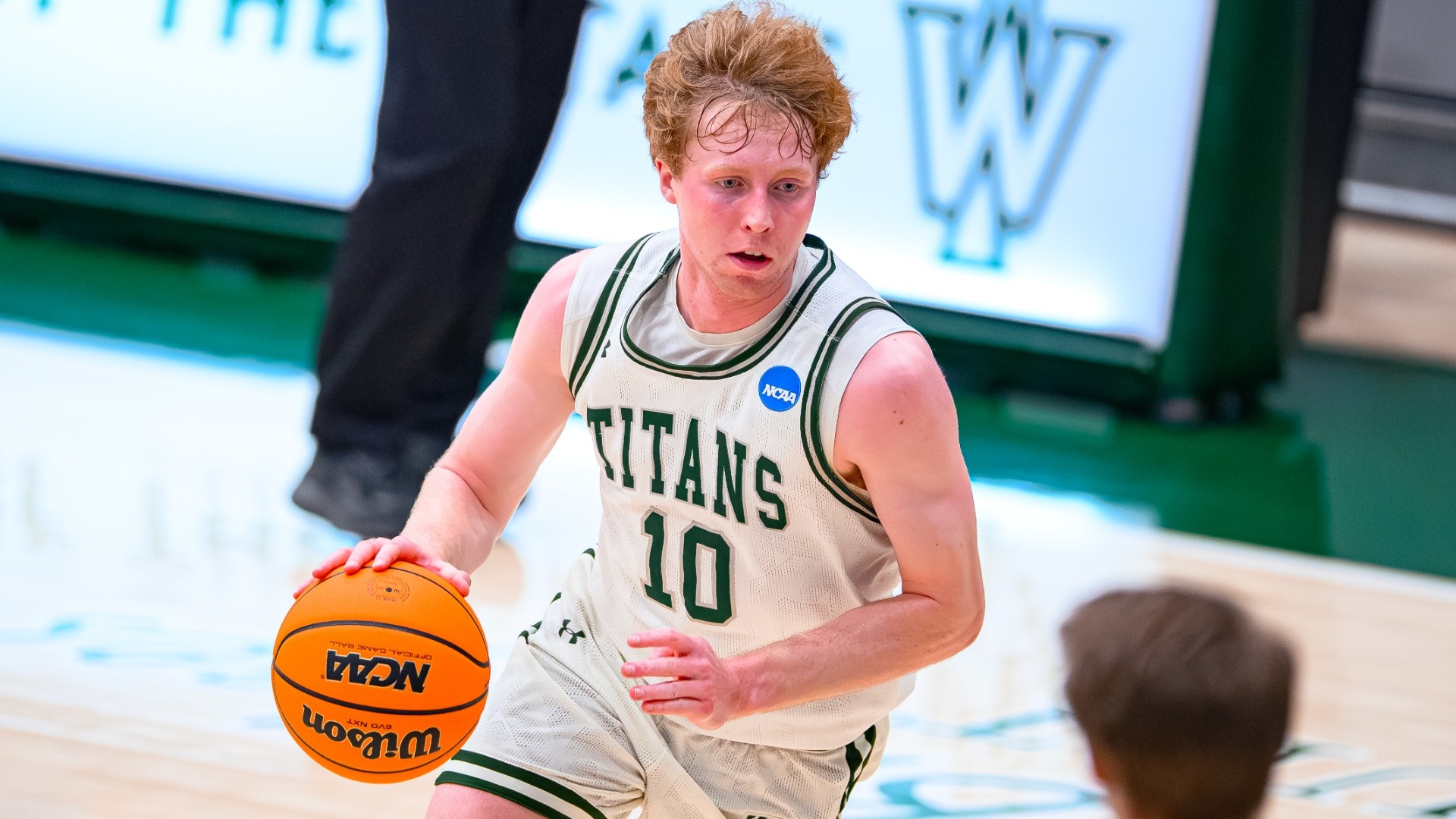 Mason Funk dribbling vs Heidelberg