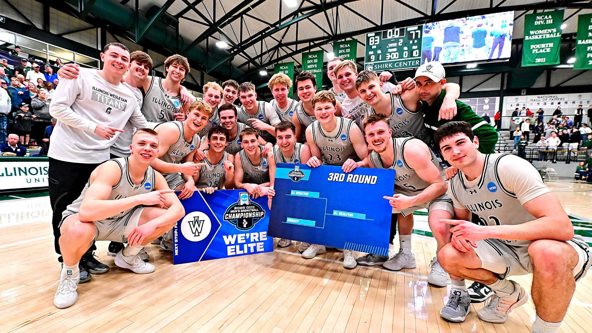 Men's Hoops celebrating return to Elite Eight