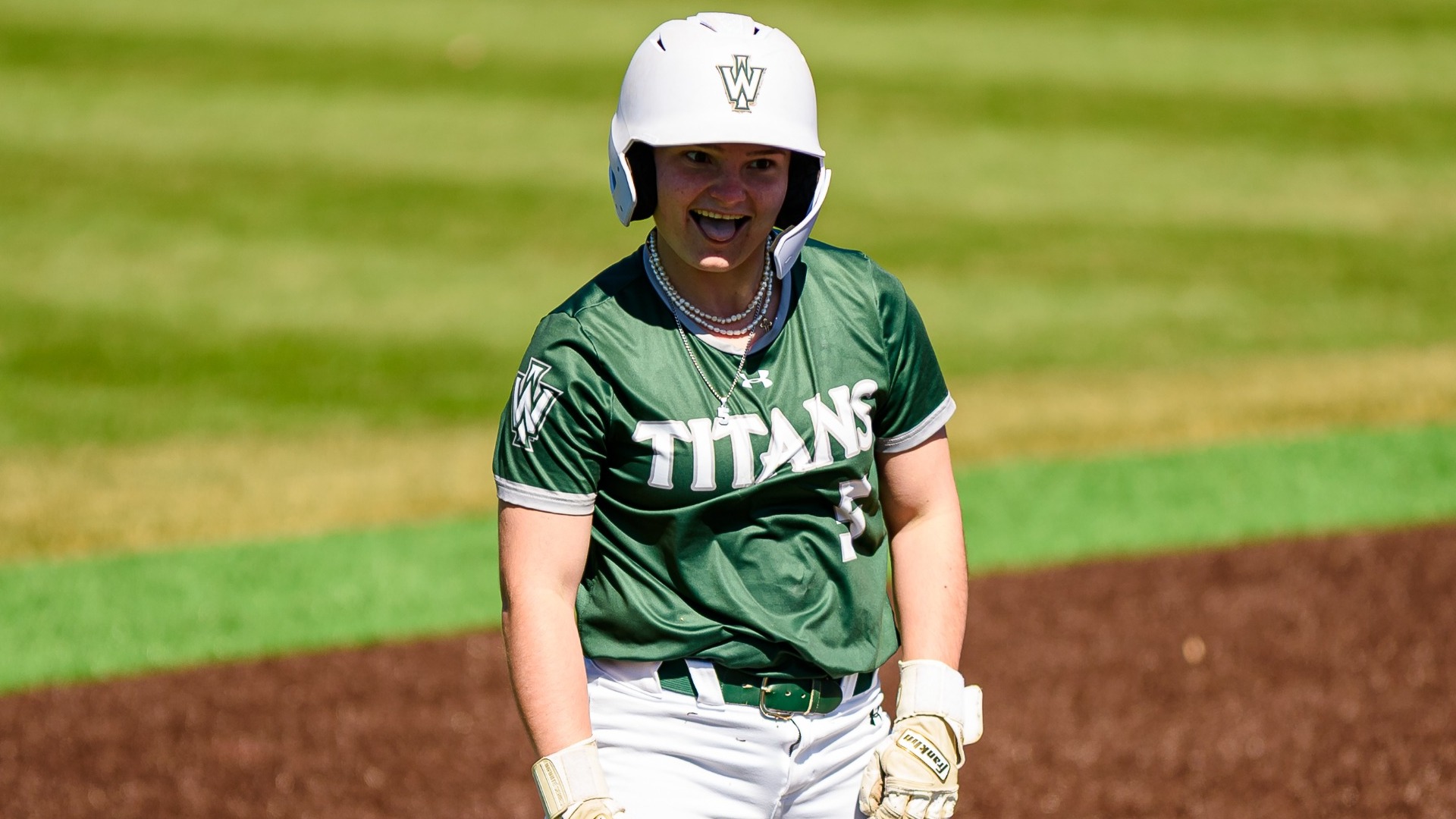 Anna Beckman hyped up