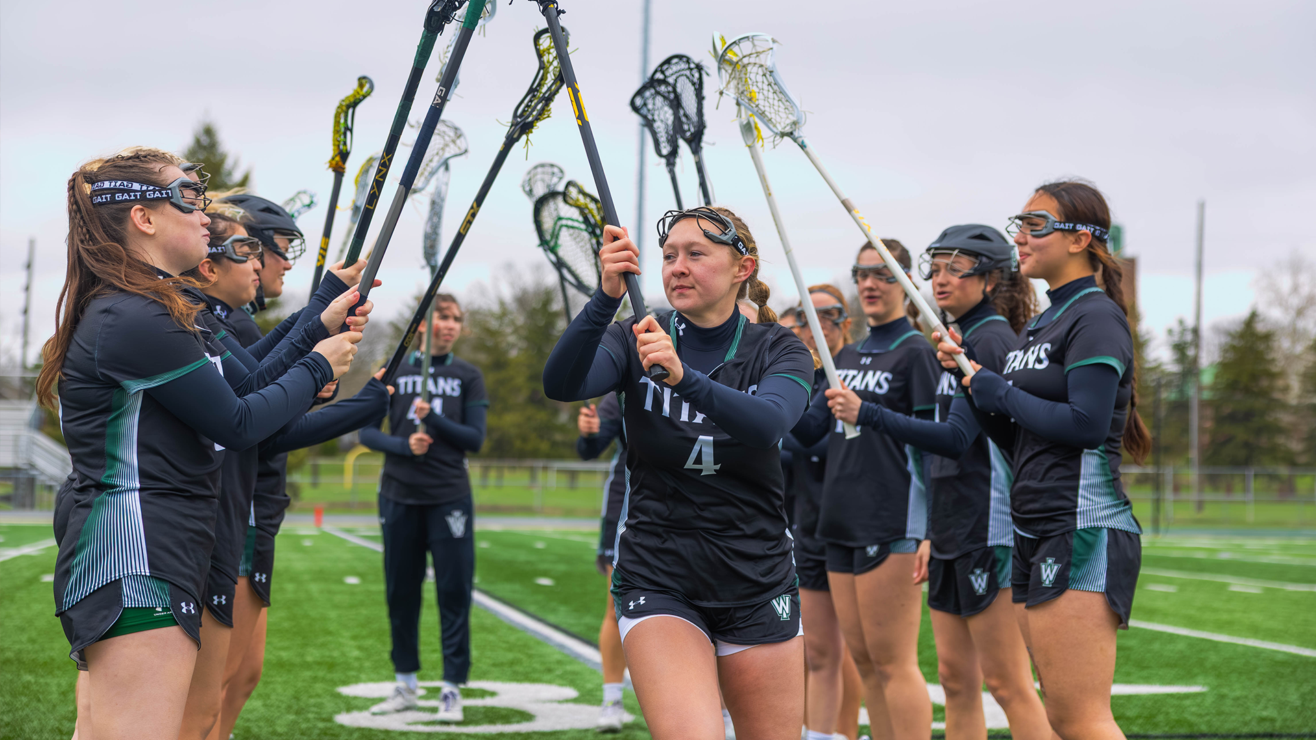 Sydney Gragert running out for starting lineups April 4, 2026