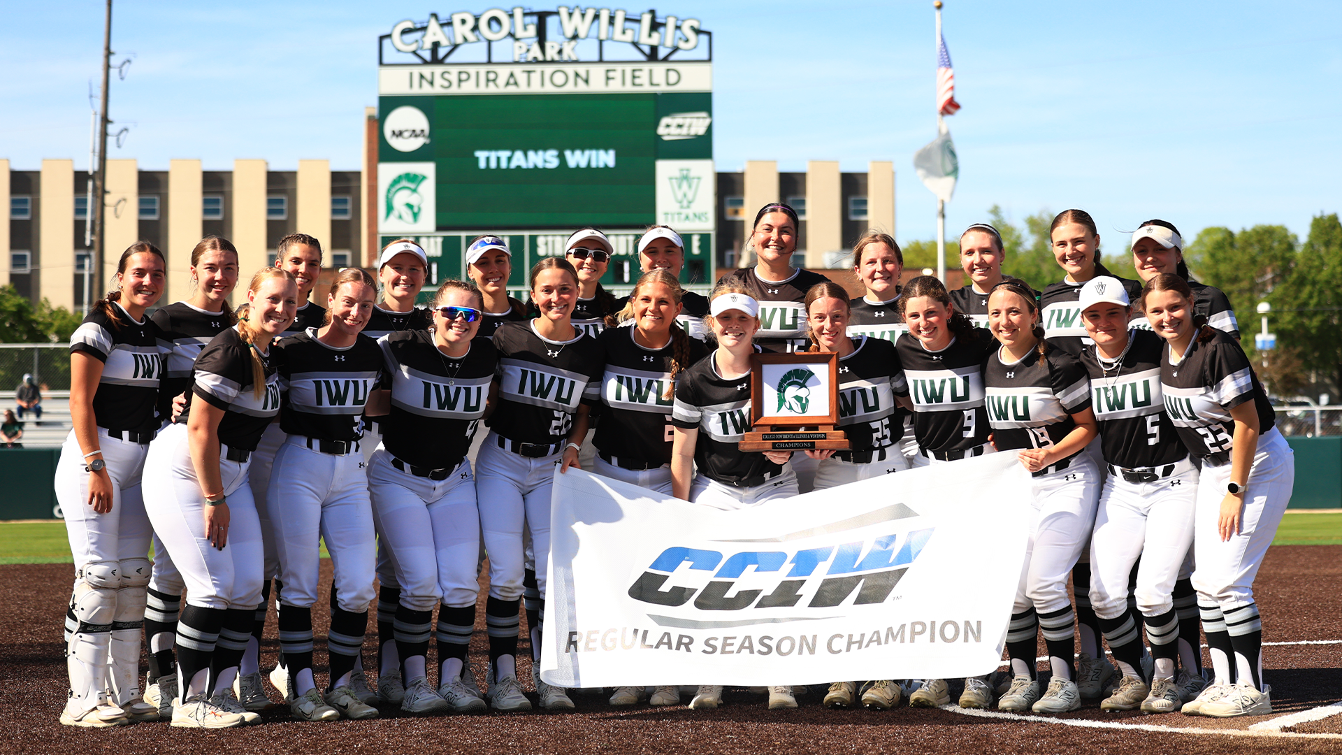 2026 Softball Wins CCIW Regular Season Championship