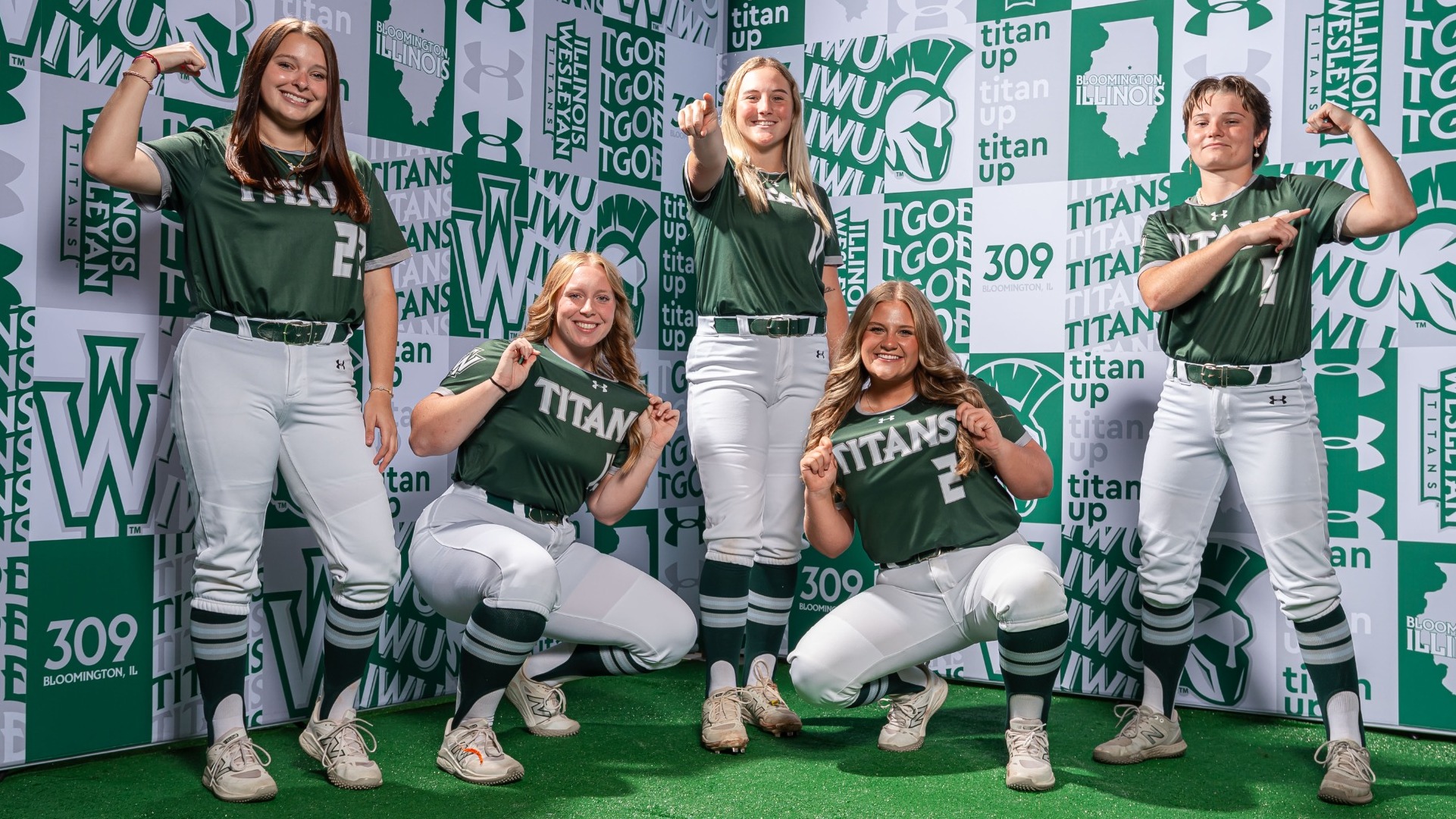 2026 softball seniors (l to r: Gianna Certa, Claire Post, Casey Wissmiller, Caroline Gatchell, Anna Beckman)
