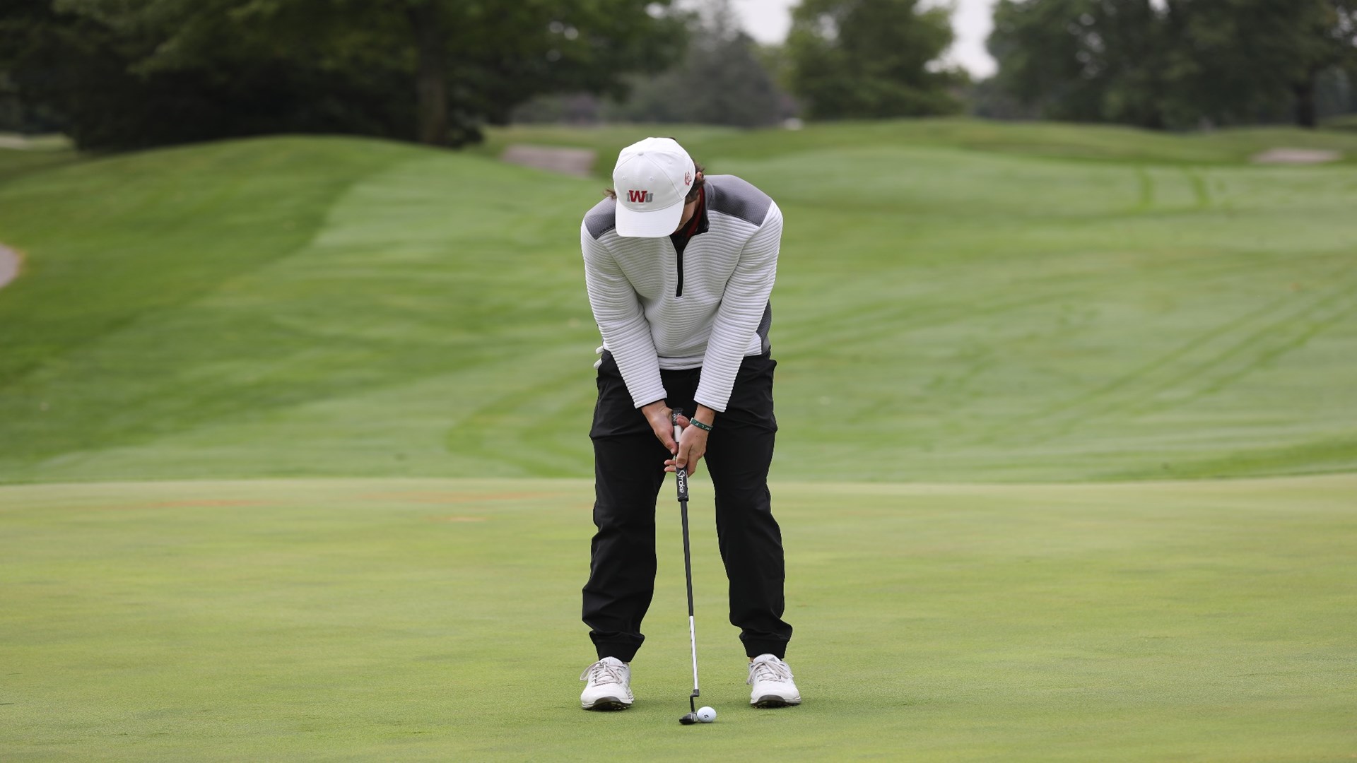 WANLESS LEADS WILDCATS IN MEMPHIS SHOOTOUT Indiana Wesleyan University