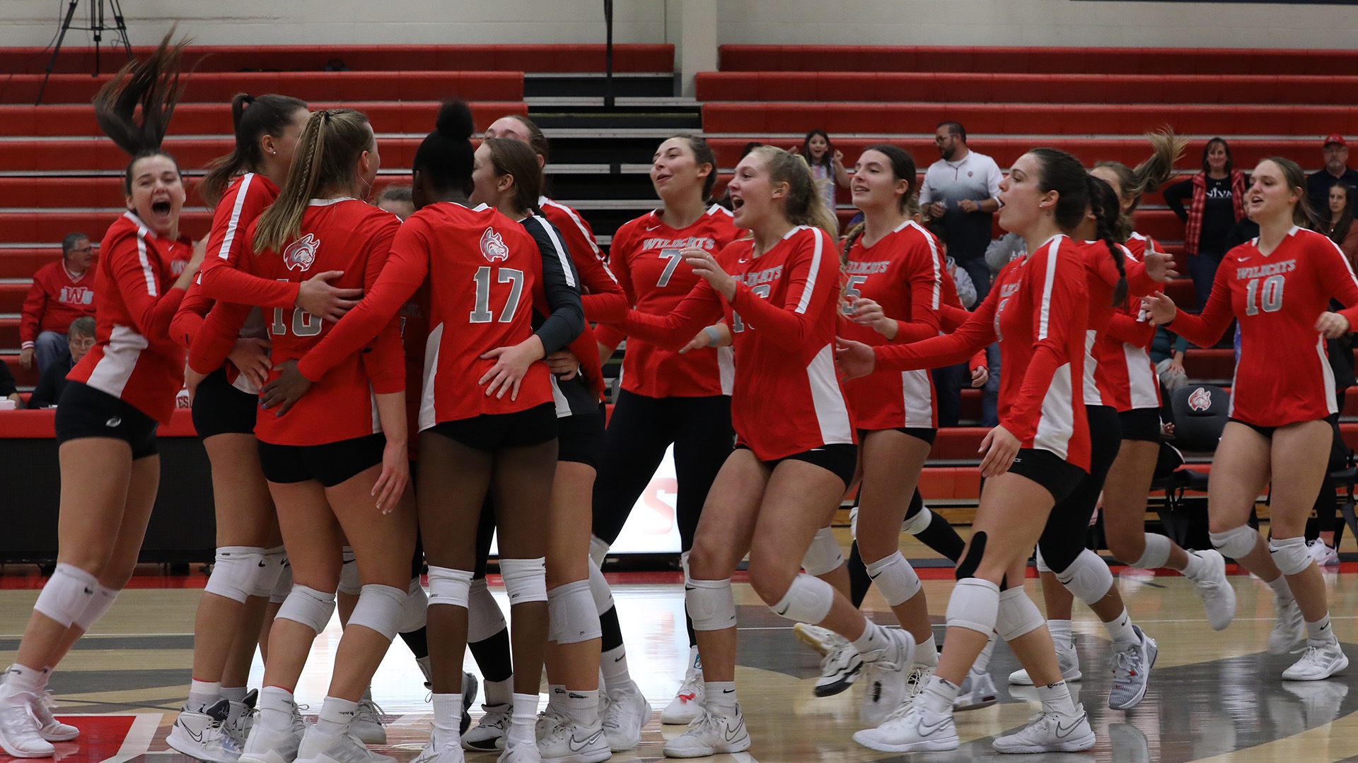 NO. 1 VOLLEYBALL SWEEPS TAYLOR TO OPEN CROSSROADS LEAGUE TOURNAMENT