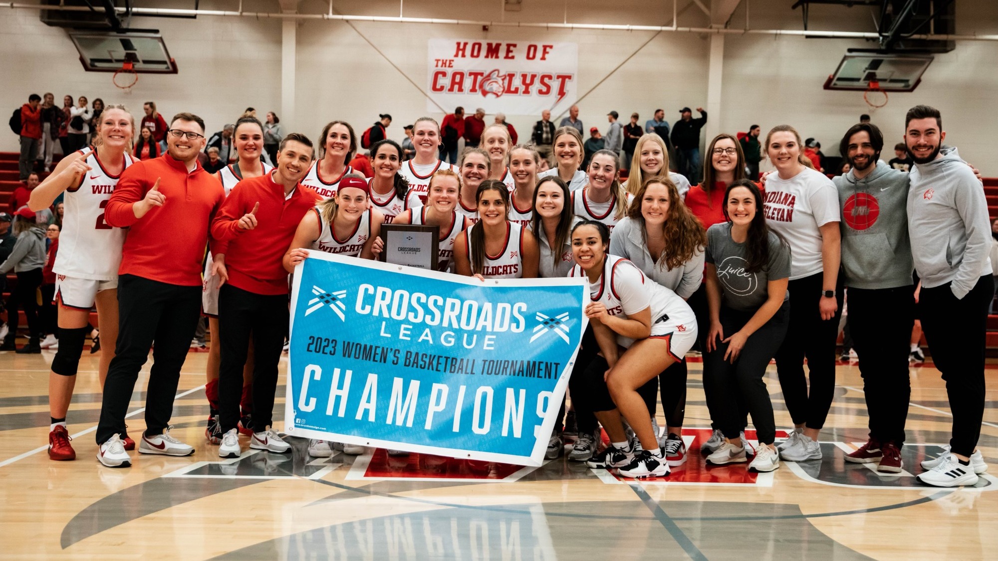women-s-basketball-wins-third-straight-crossroads-league-tournament