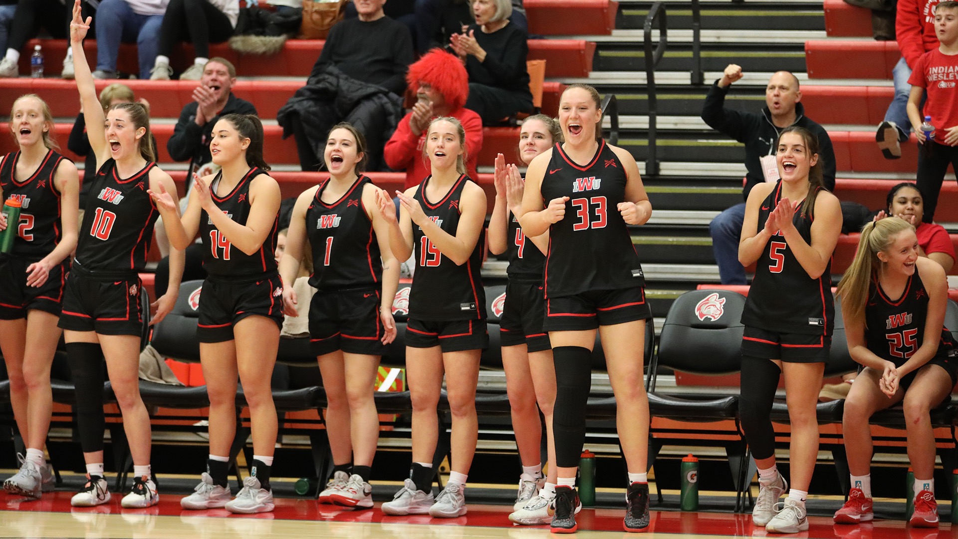 NO. 2 WOMEN'S BASKETBALL CLAIMS 20TH STRAIGHT HOME WIN AGAINST