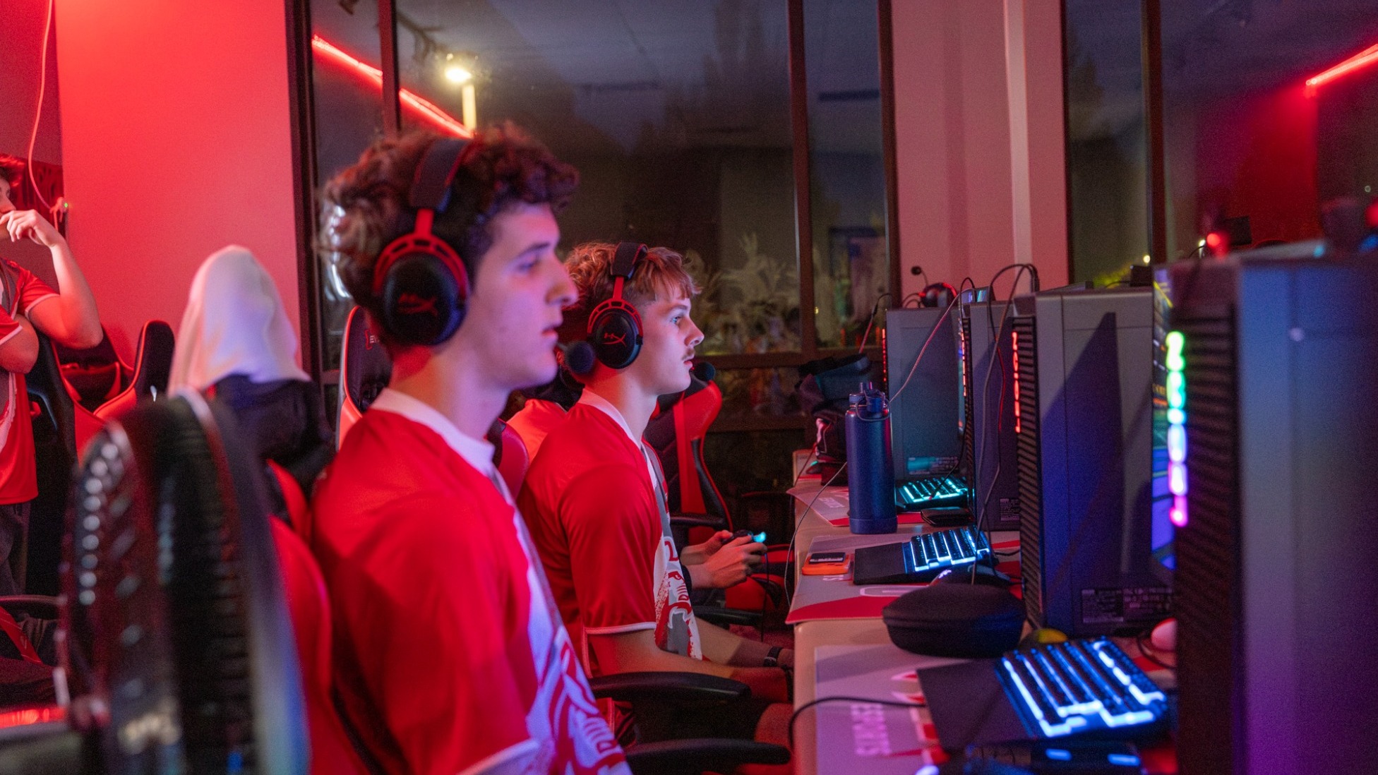 ESports 10-30