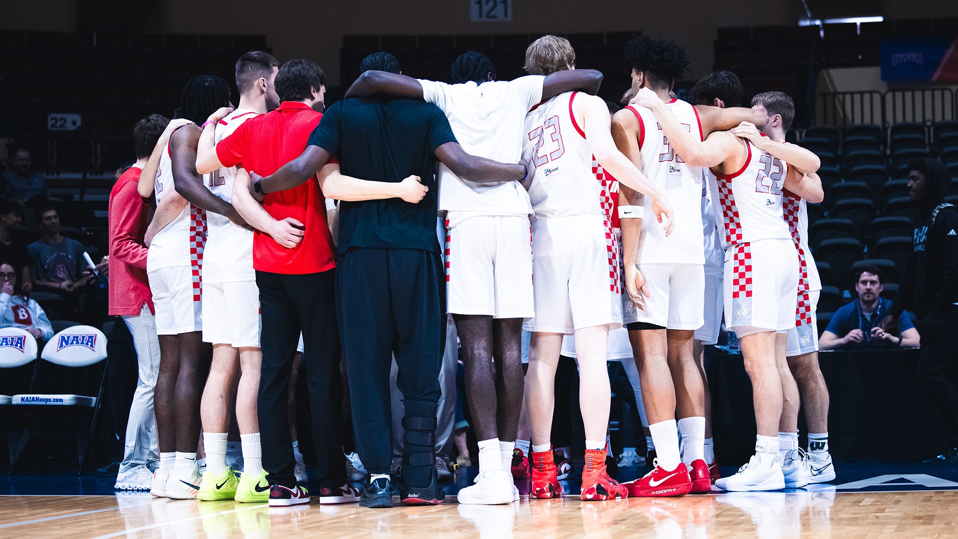 MBB vs HIU Cover Team