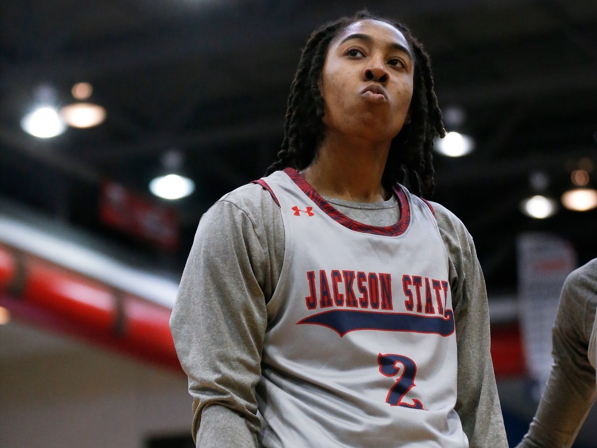 Crump Registers DoubleDouble in Jackson State's Season Sweep Over