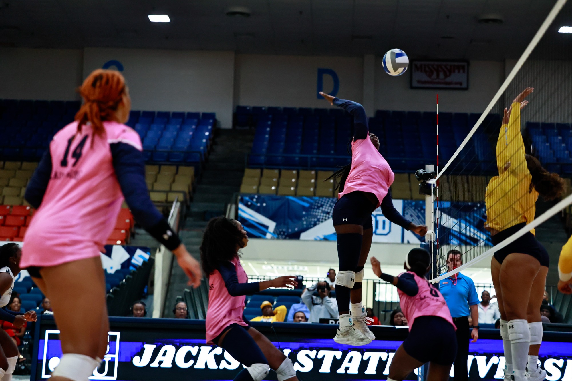 (Aron Smith/University Communications)