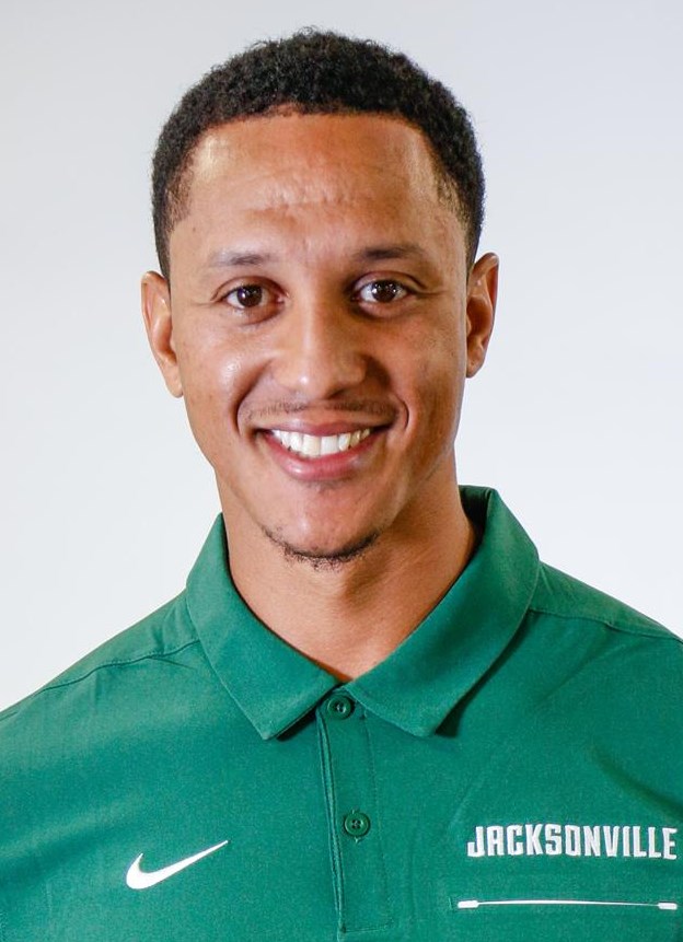 Tony Carter headshot