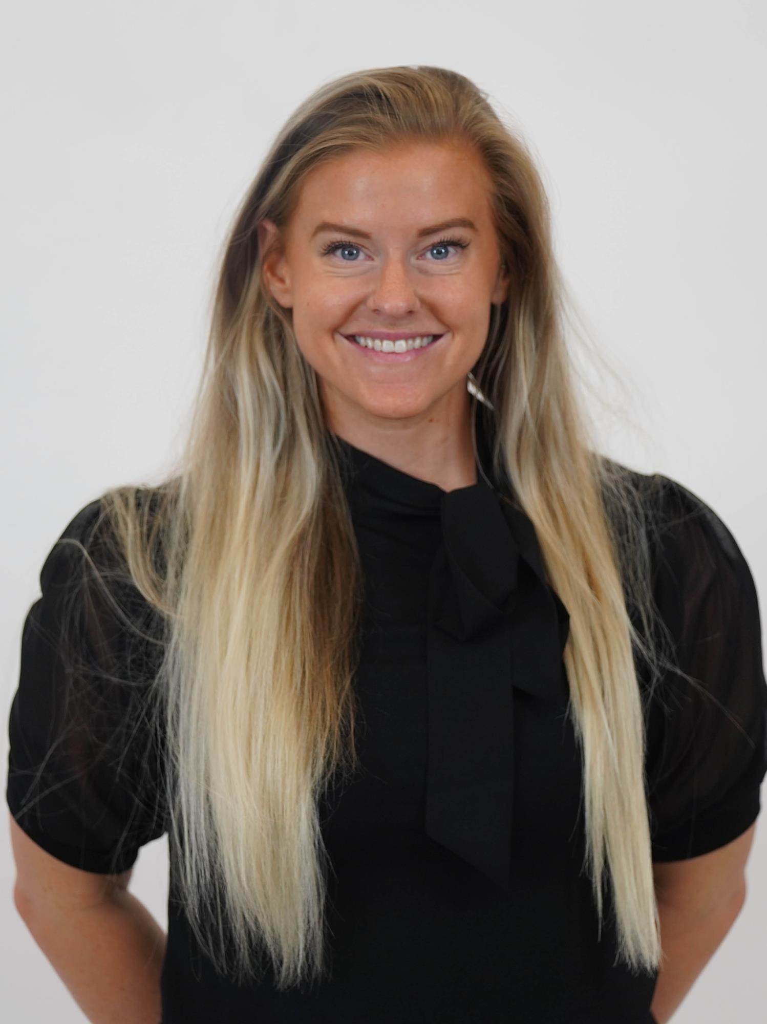 Bri McCombs Headshot 2022