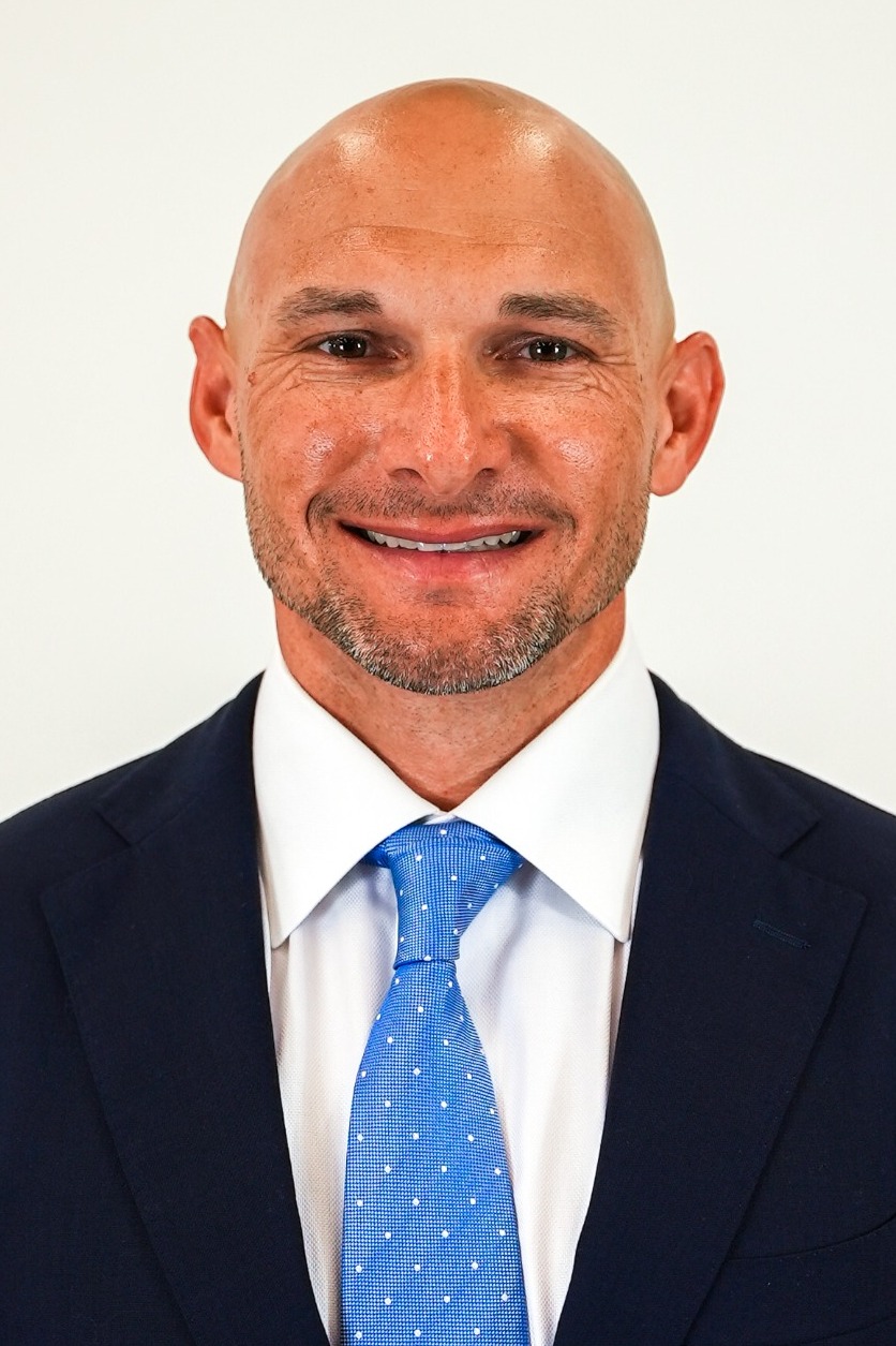Justin Pope 2023 headshot