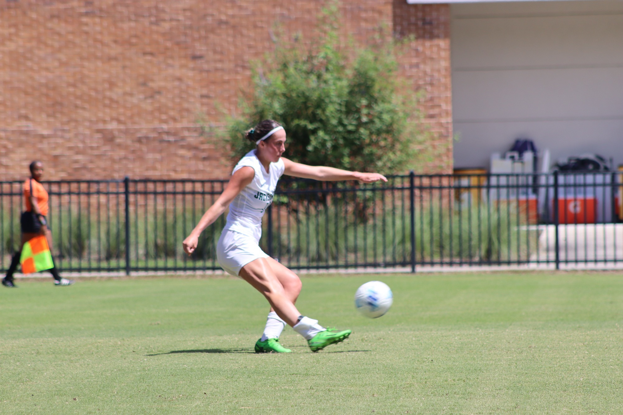 Women's Soccer Drops Road Contest At FGCU Jacksonville University