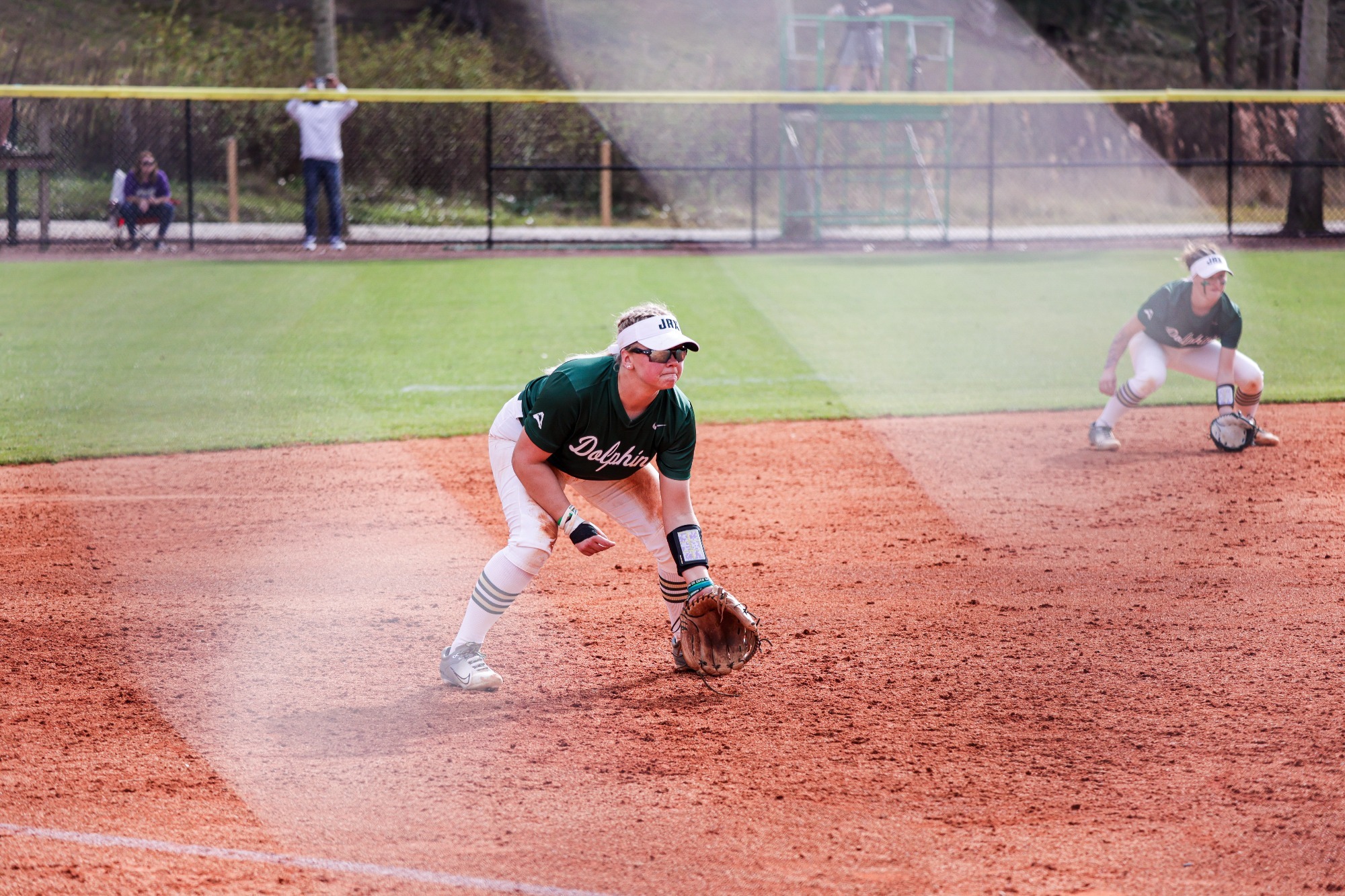 dolphins-split-doubleheader-on-opening-day-jacksonville-university