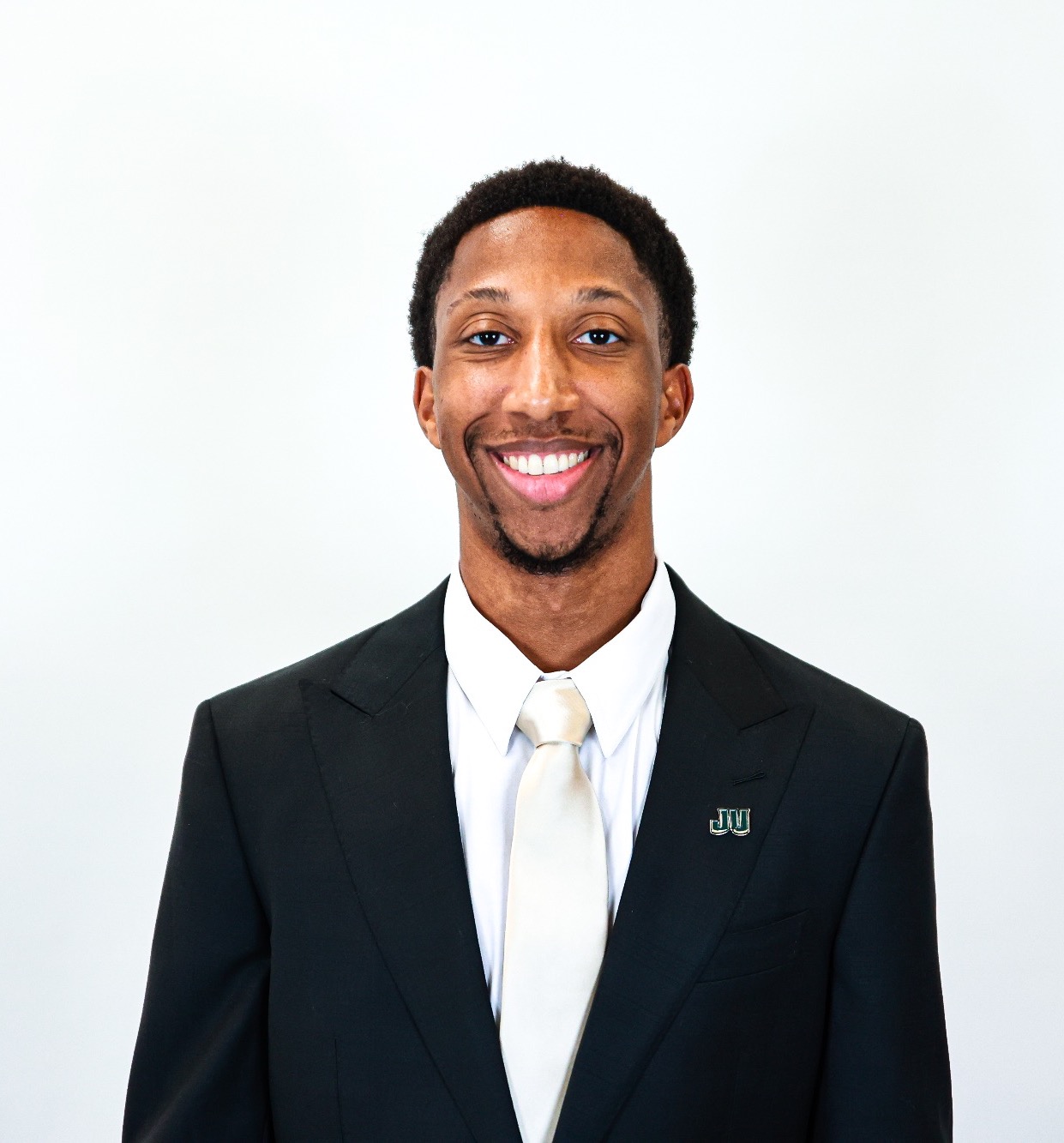 Des Kennedy 2025 headshot