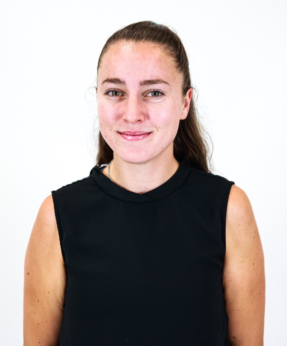 Samantha Wood headshot 2025