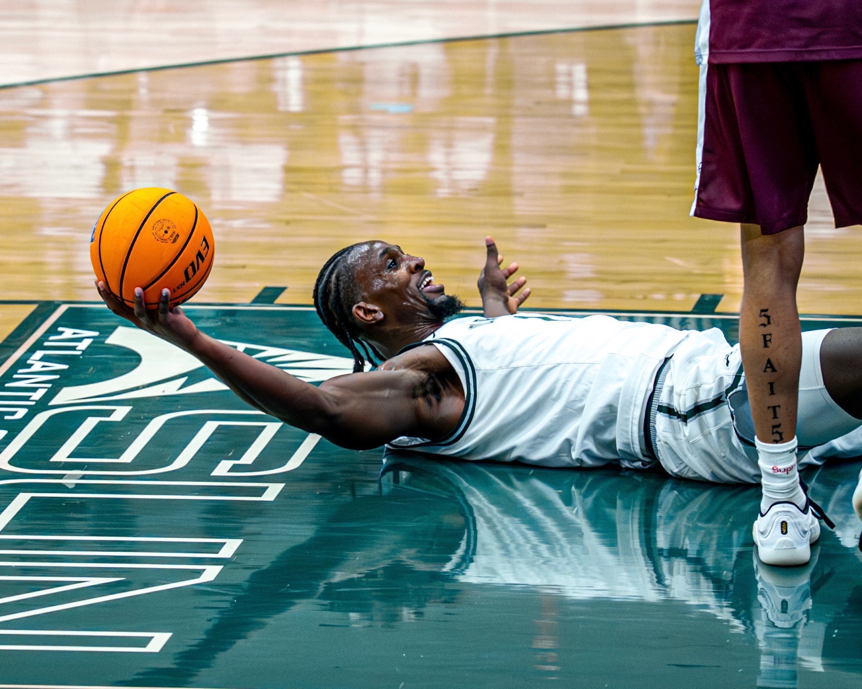 Allen Udemadu celebration against Bellarmine 01/23/26