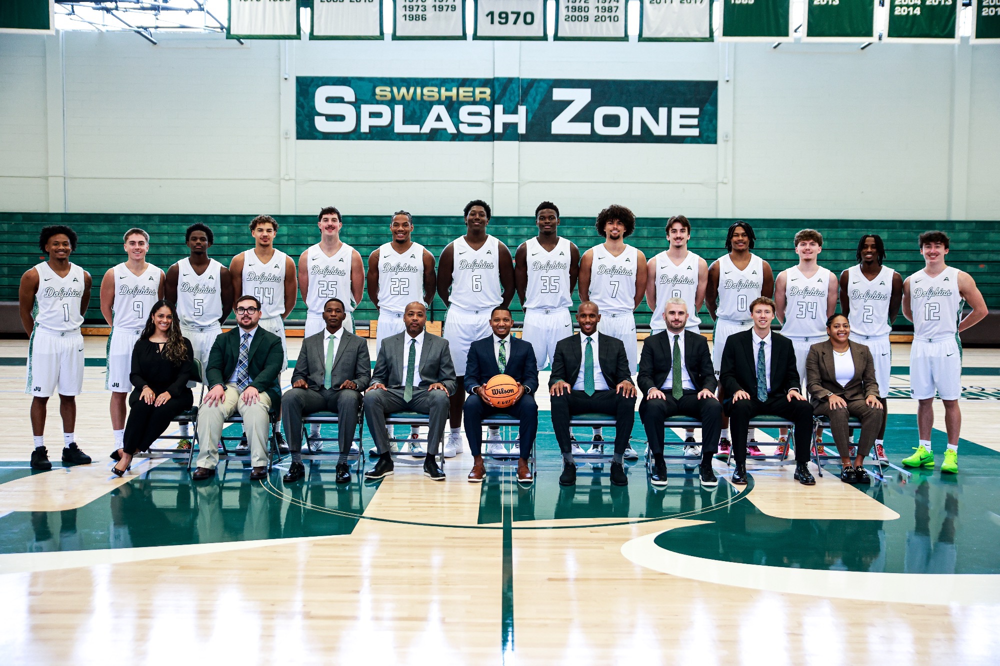 2026 Men's basketball Team Photo