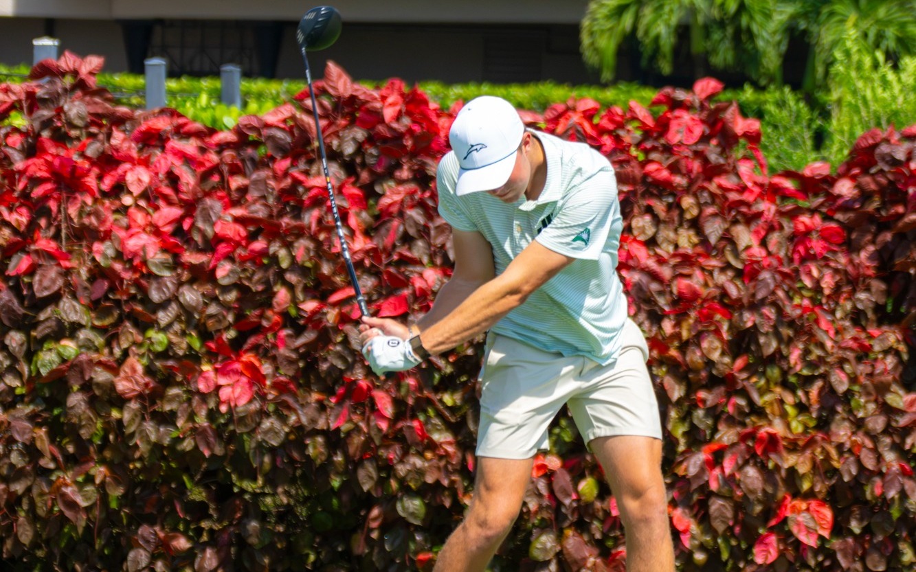 Men's Golf at West Bay (2026)