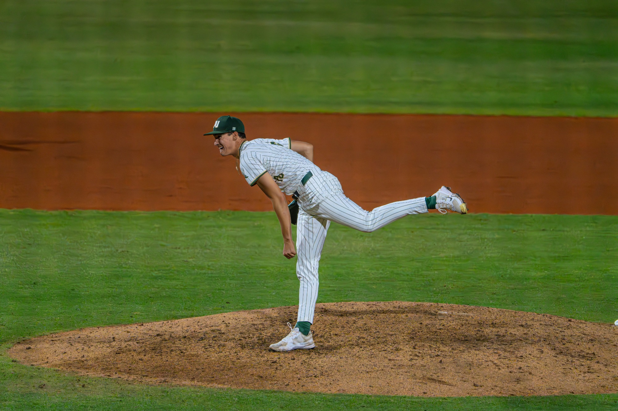 Alex Walsh POTW Over Queens