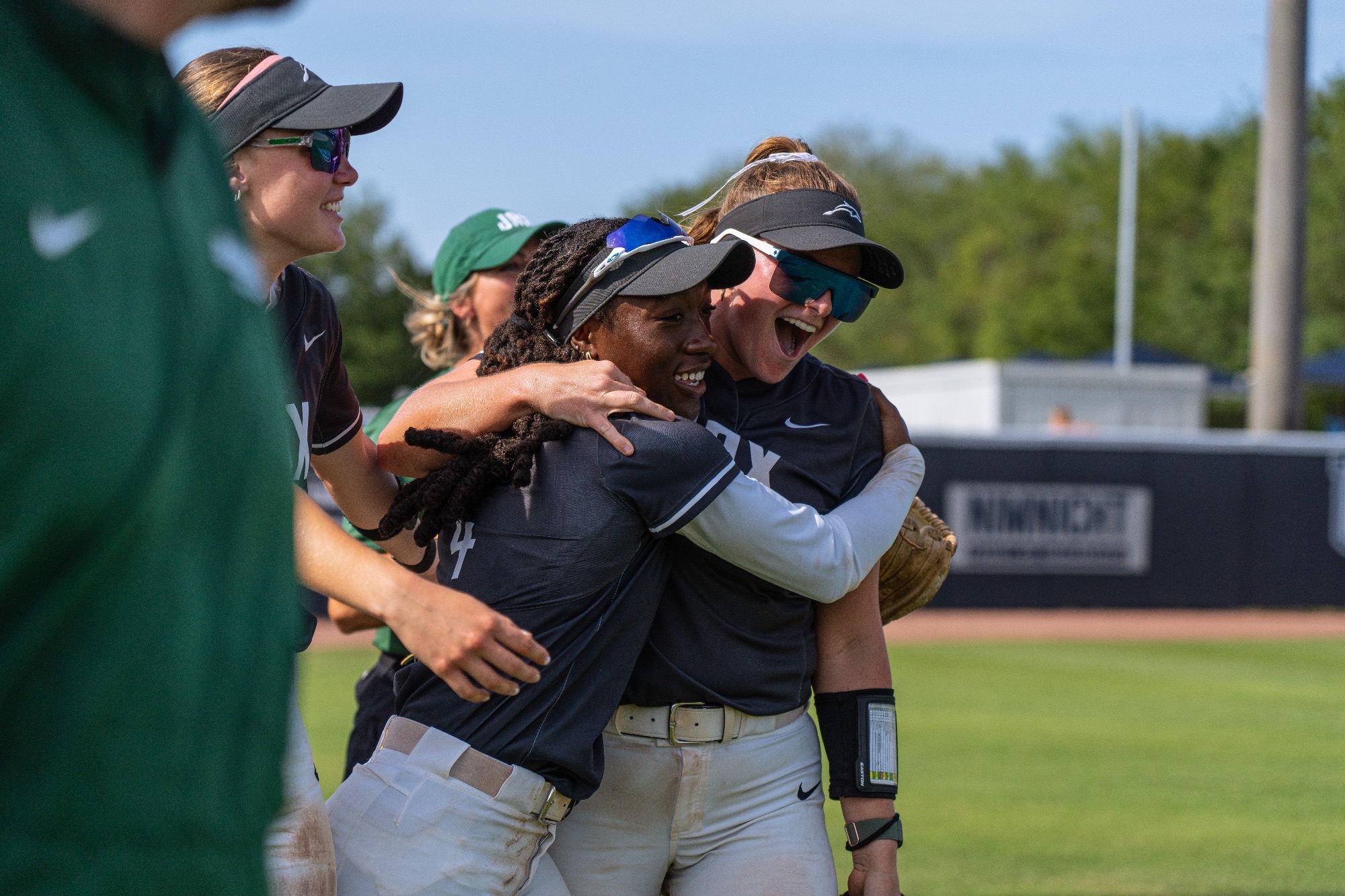 Jaida Thomas and Lindsey Chadwick v FGCU in ASUN Tournament 05/06/26