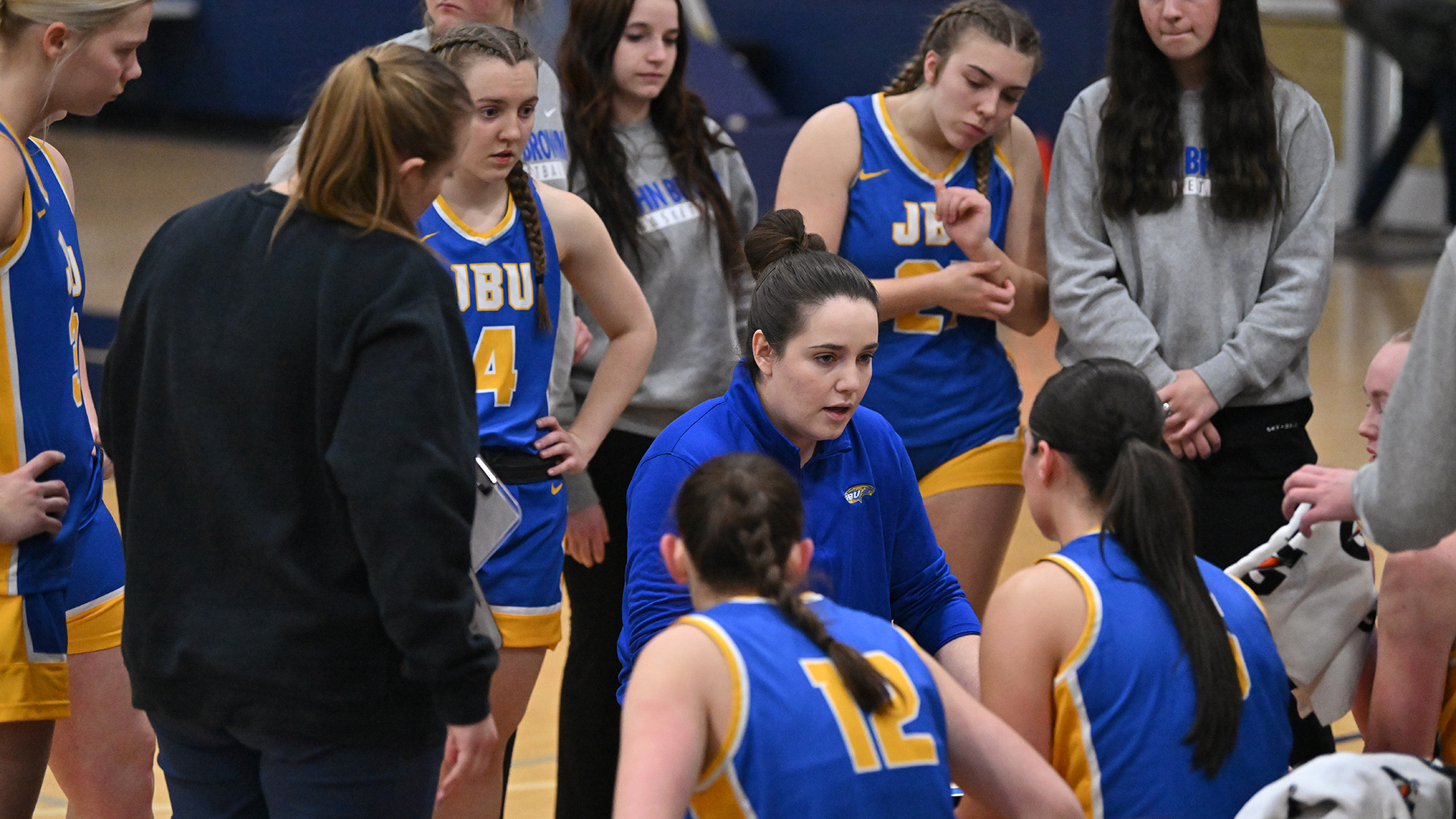 bench-texas-weslean-womens-baketball-2026