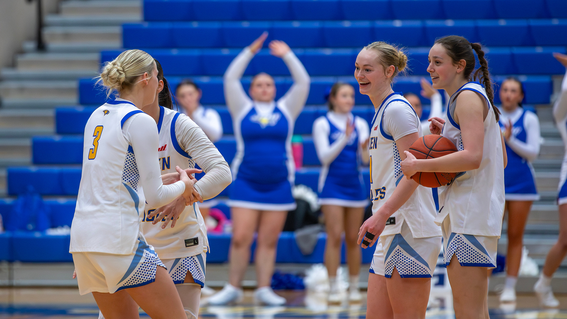 team-celebrate-texas-wesleyan-womens-basketball-2026