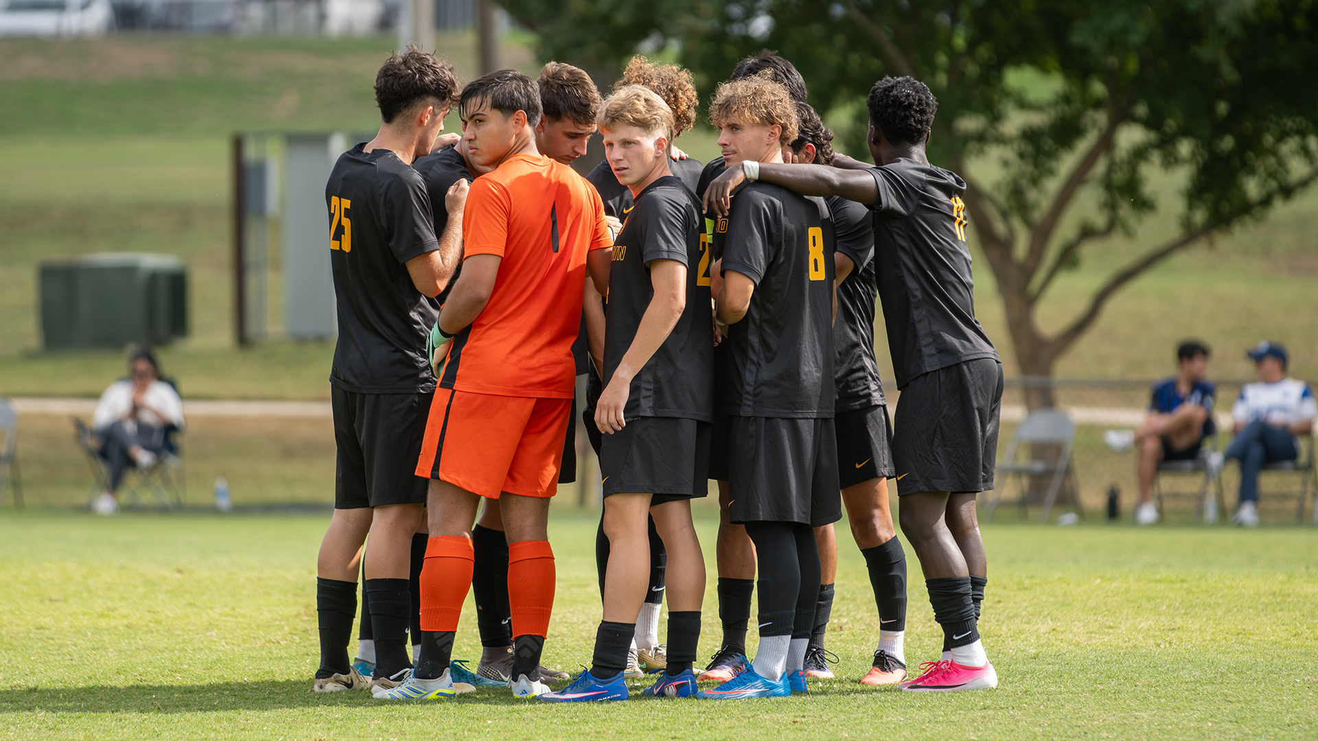 team-huddle-texas-wesleyan-mens-soccer-2026