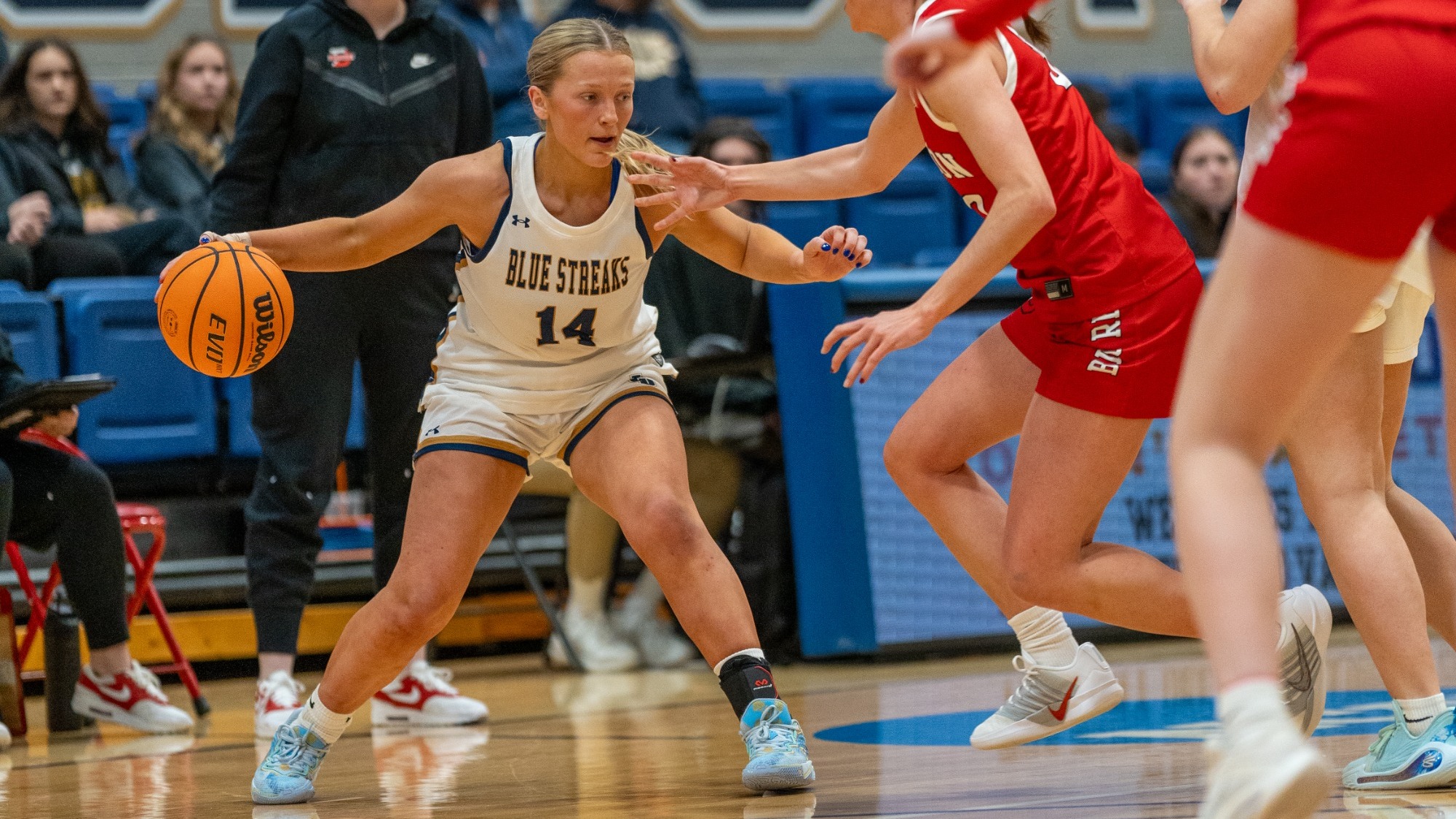 Graci Semptimphelter vs. Denison 