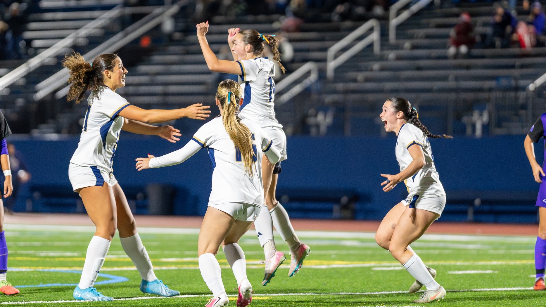 Ella Wilgor vs. Kenyon