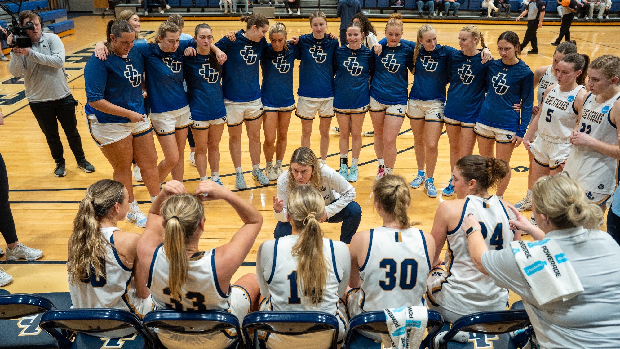 Beth Andrews Coaching Women's Basketball