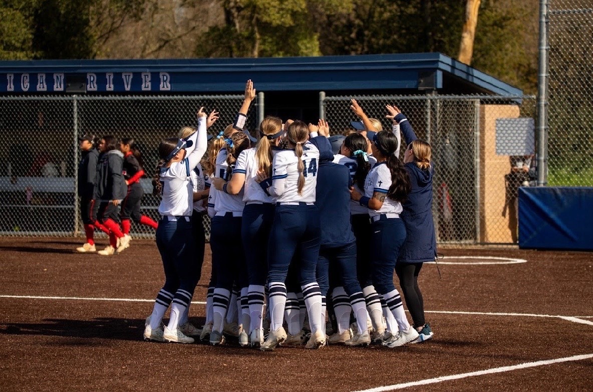 Softball Season Preview Story