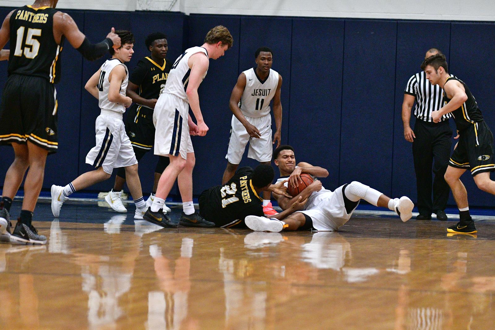 Eli Steger 201920 Basketball Varsity Jesuit Dallas Athletics