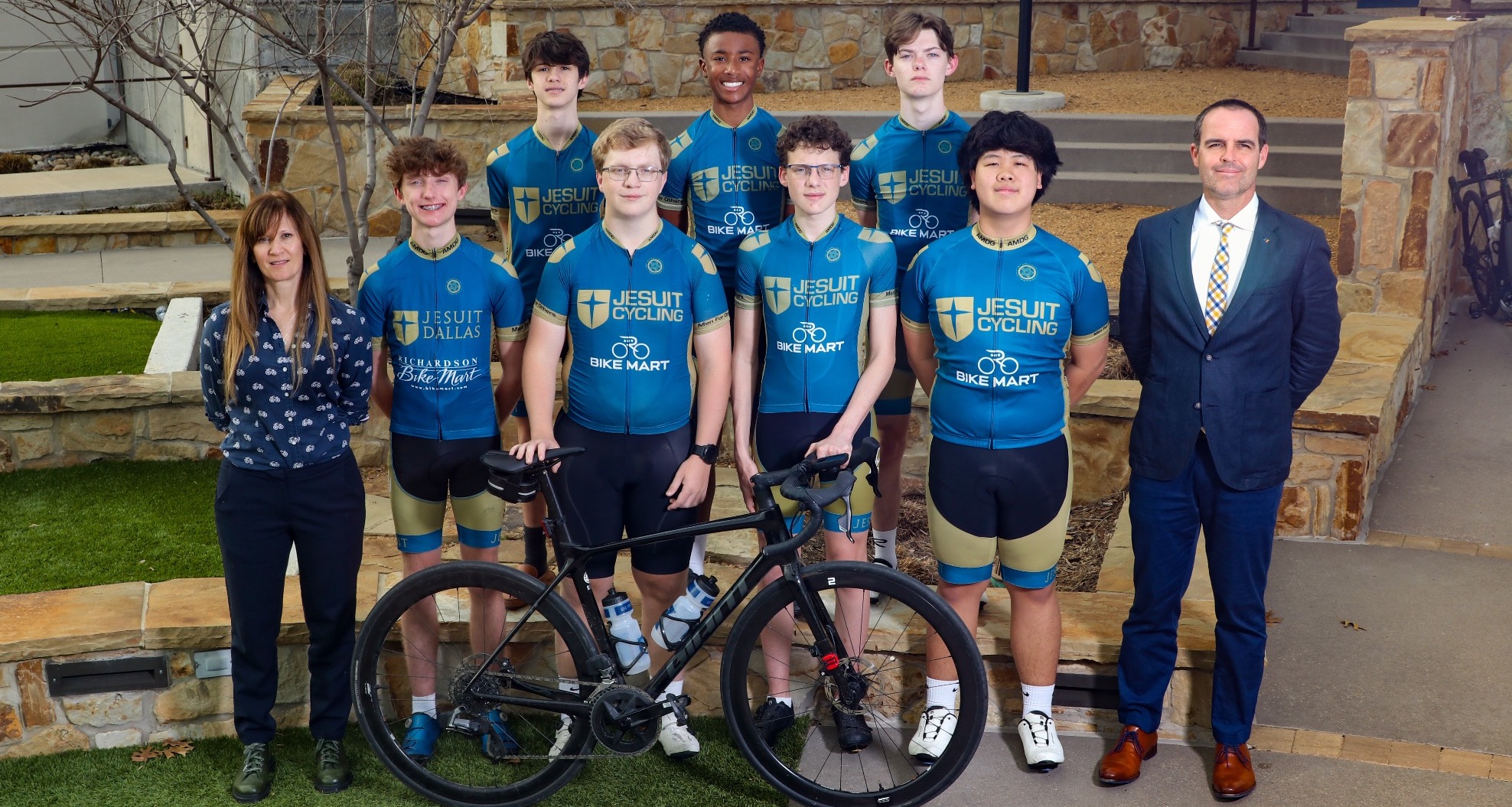 Cycling-TeamPhoto-202425