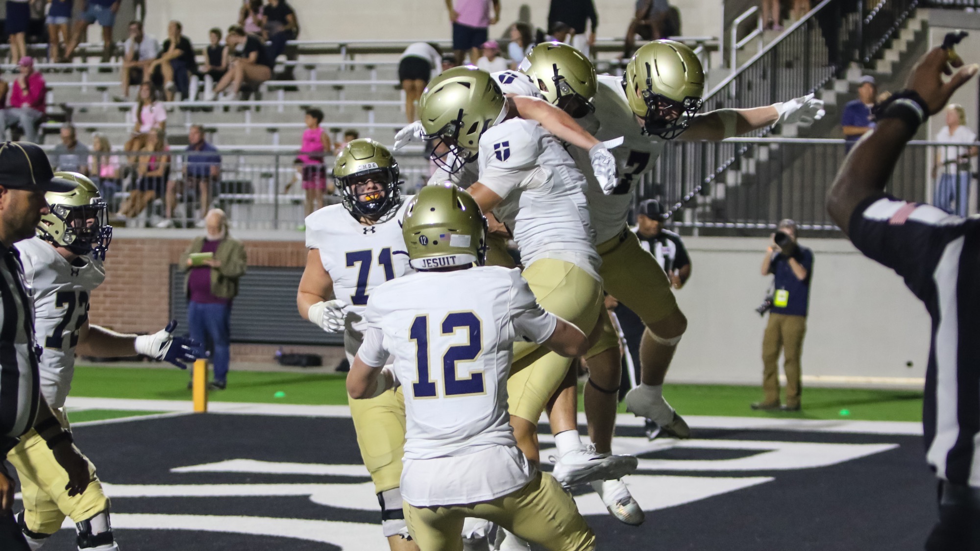 Game-winning 2-point conversion at Walnut Grove