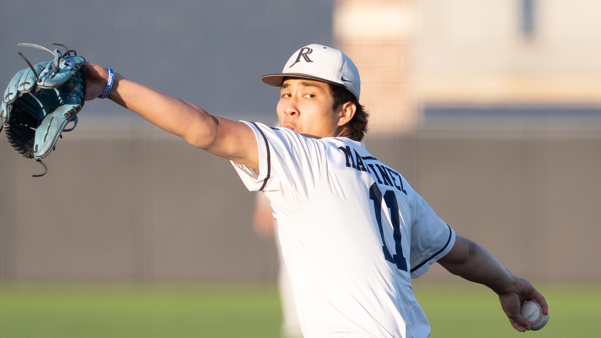 Jacob Martinez vs. Irving