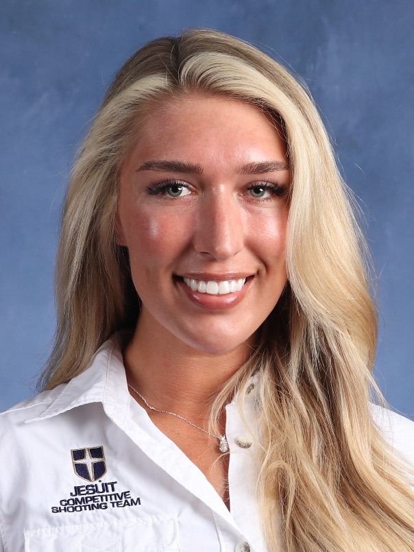 Annabelle Ayers head shot