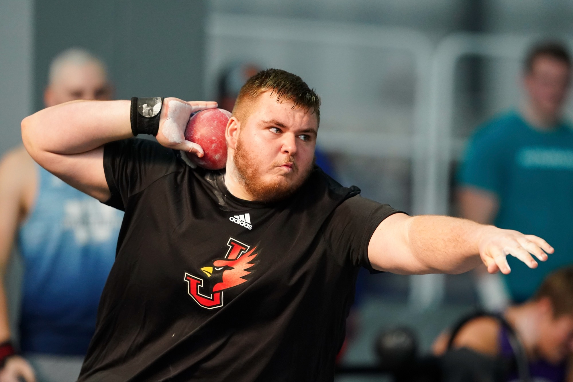 Bradan Dickinson shot put