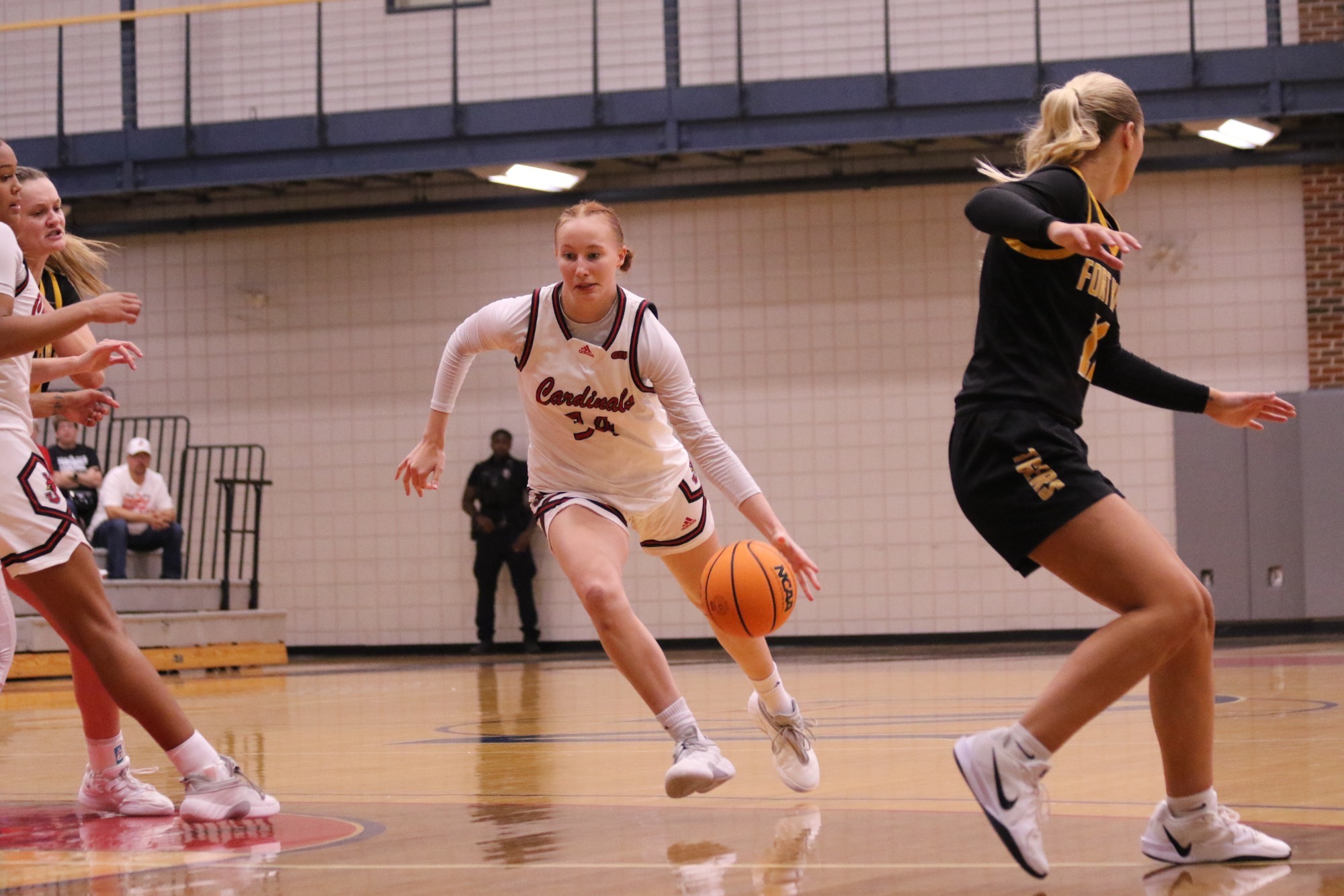 Taryn Jacobs dribbling 