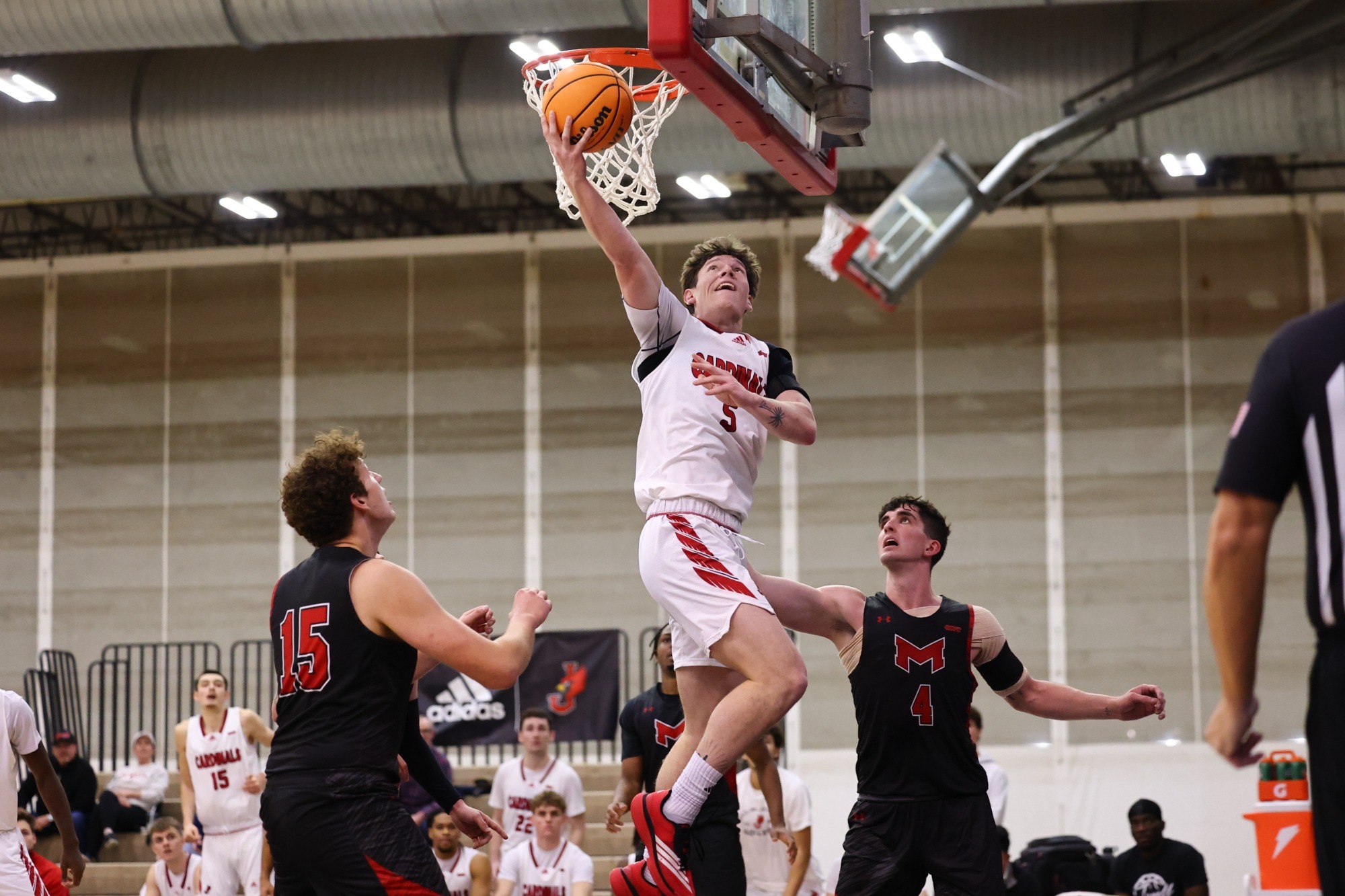 Kyle Scharbrough shooting layup