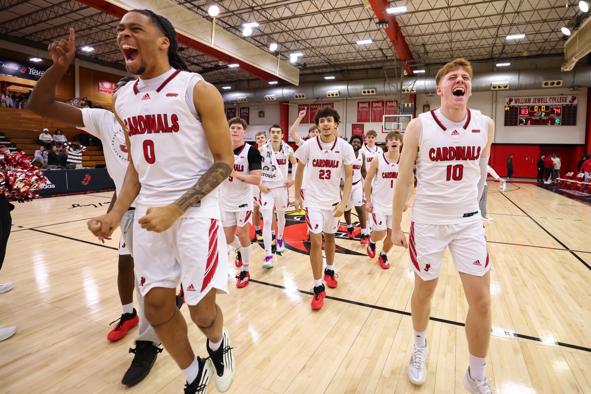 Men's Basketball cheering