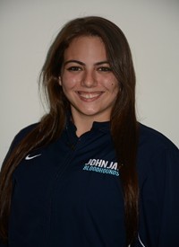 Lauren Mallon Head Shot