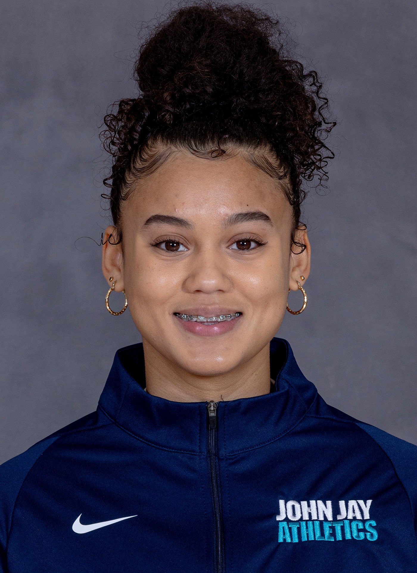 Kaylin Nieves Head Shot