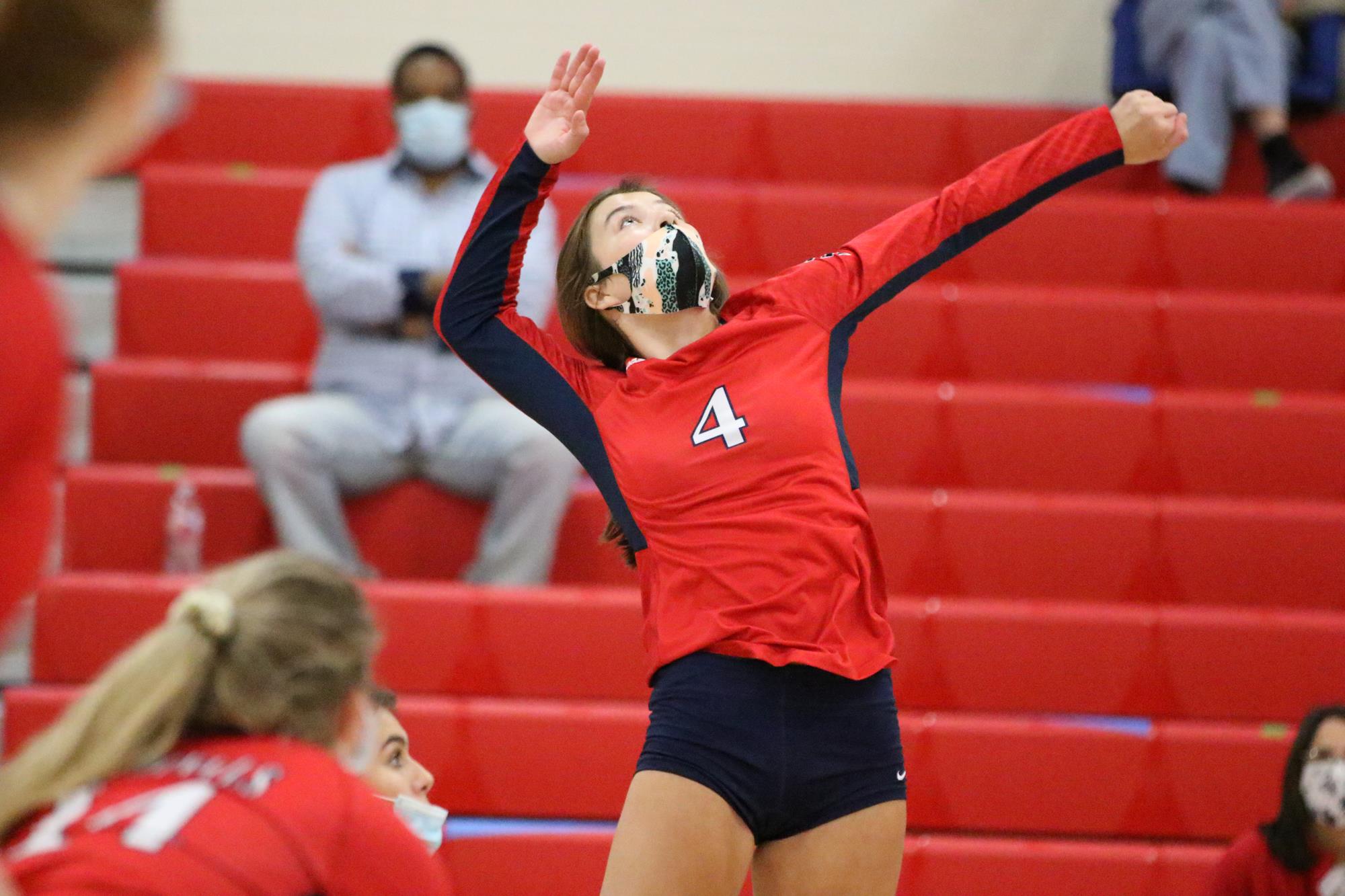 Varsity Volleyball dominant on the road in shutout over Coram Deo