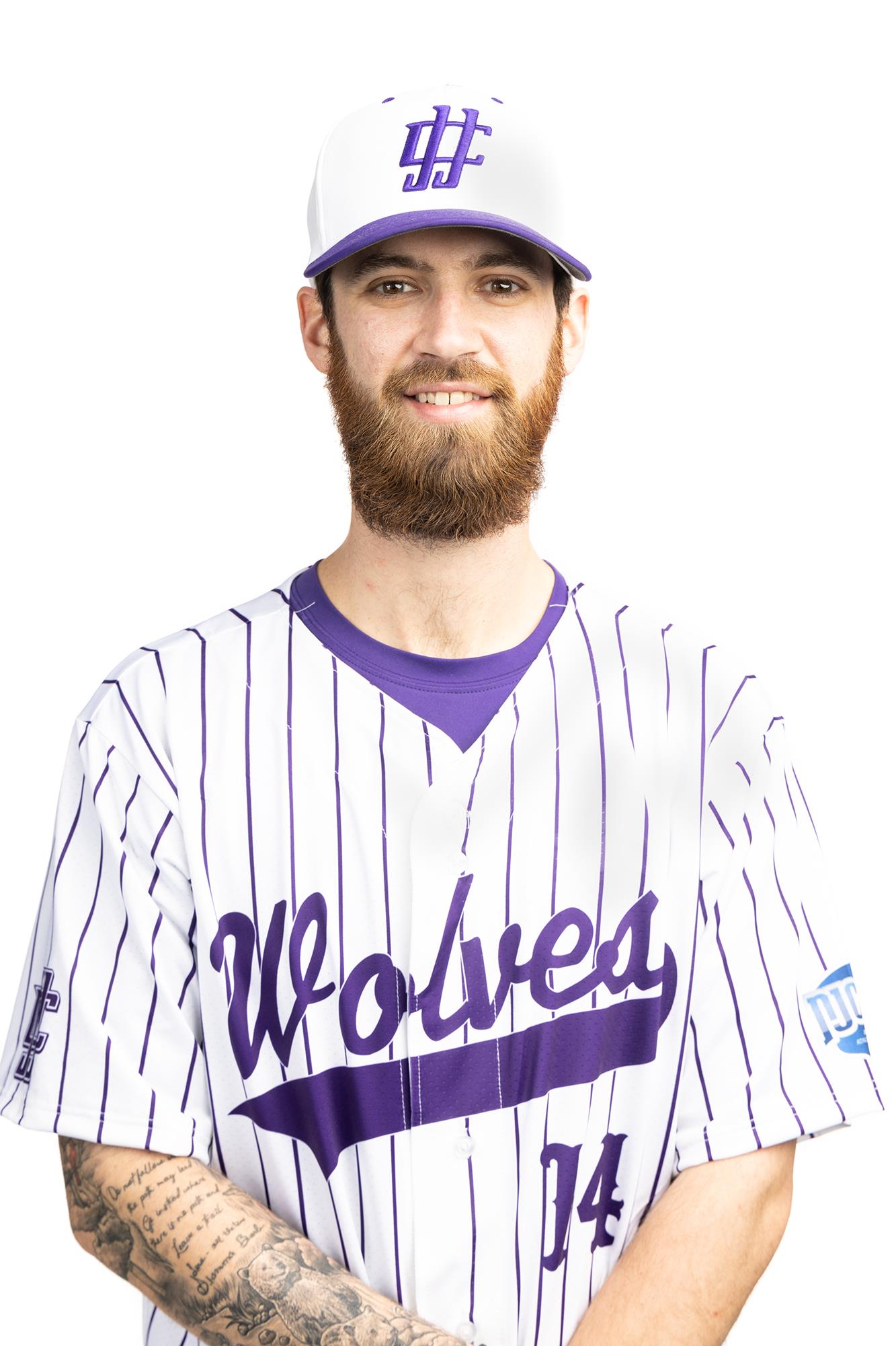Coach Scott Halicky
