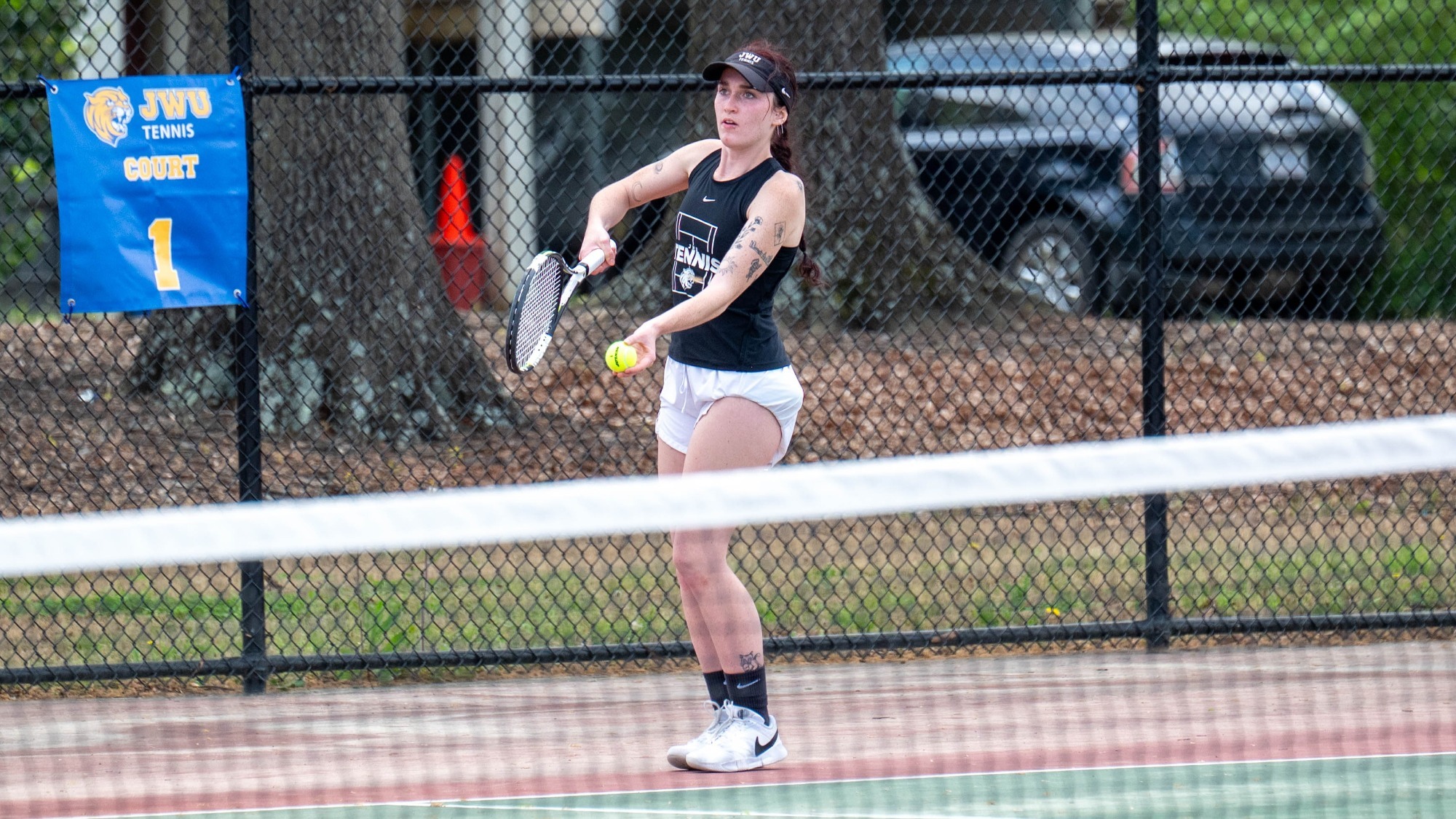 women playing tennis
