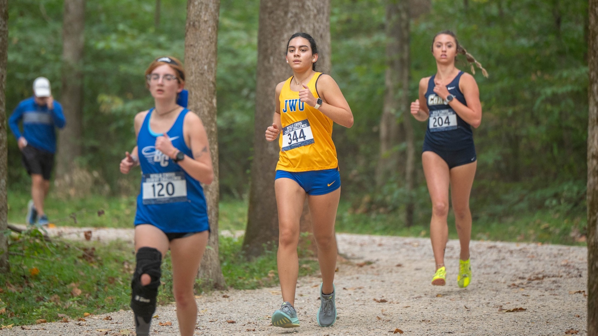 women running on a trail
